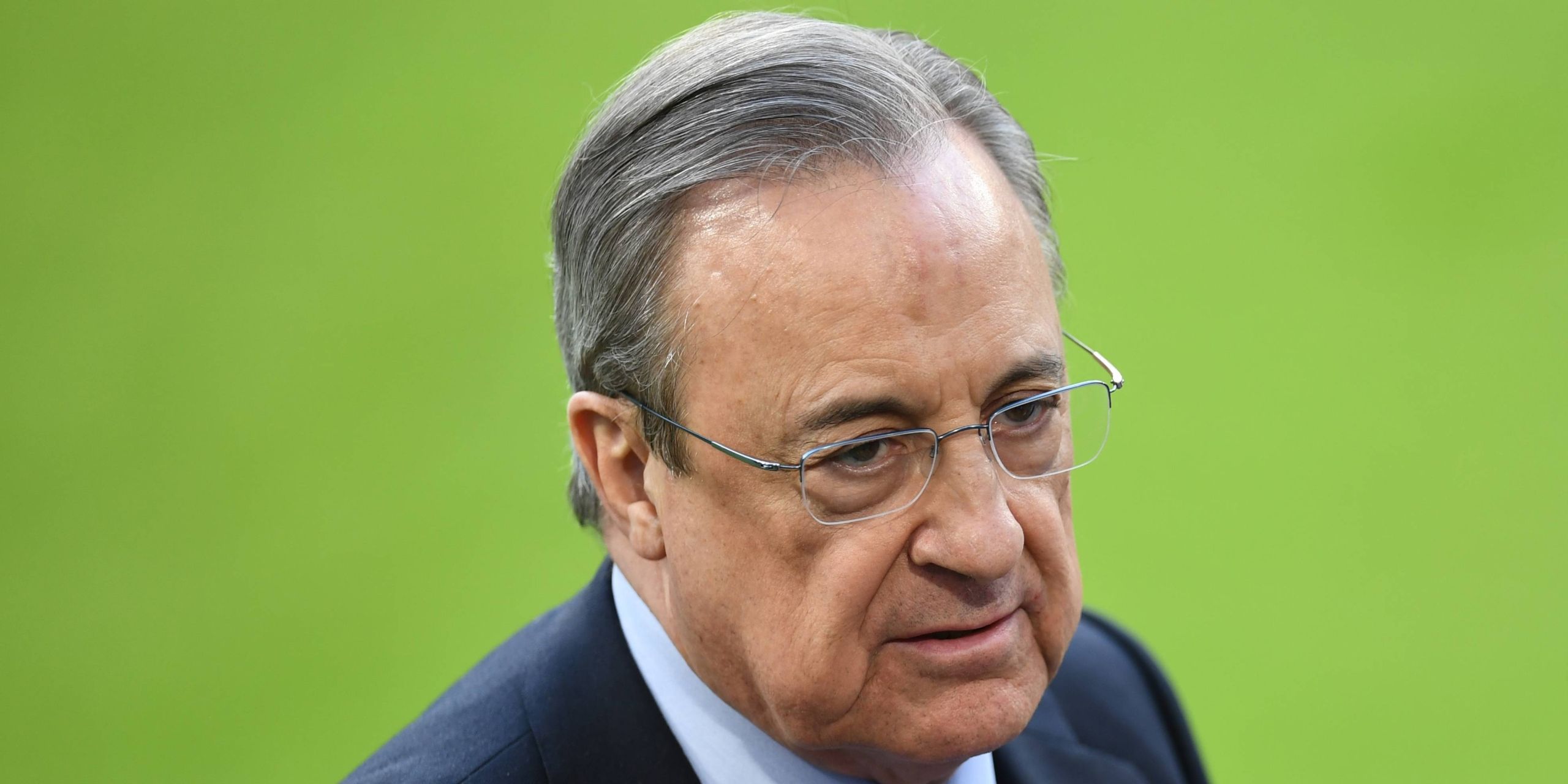 Florentino Pérez antes de un partido