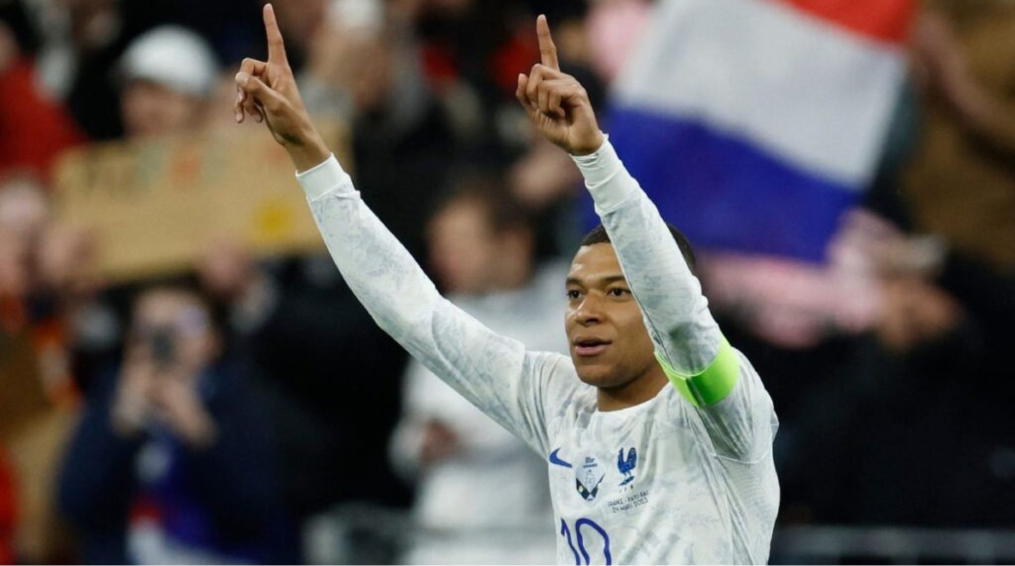 Mbappé se estrenó ayer como capitán de Francia