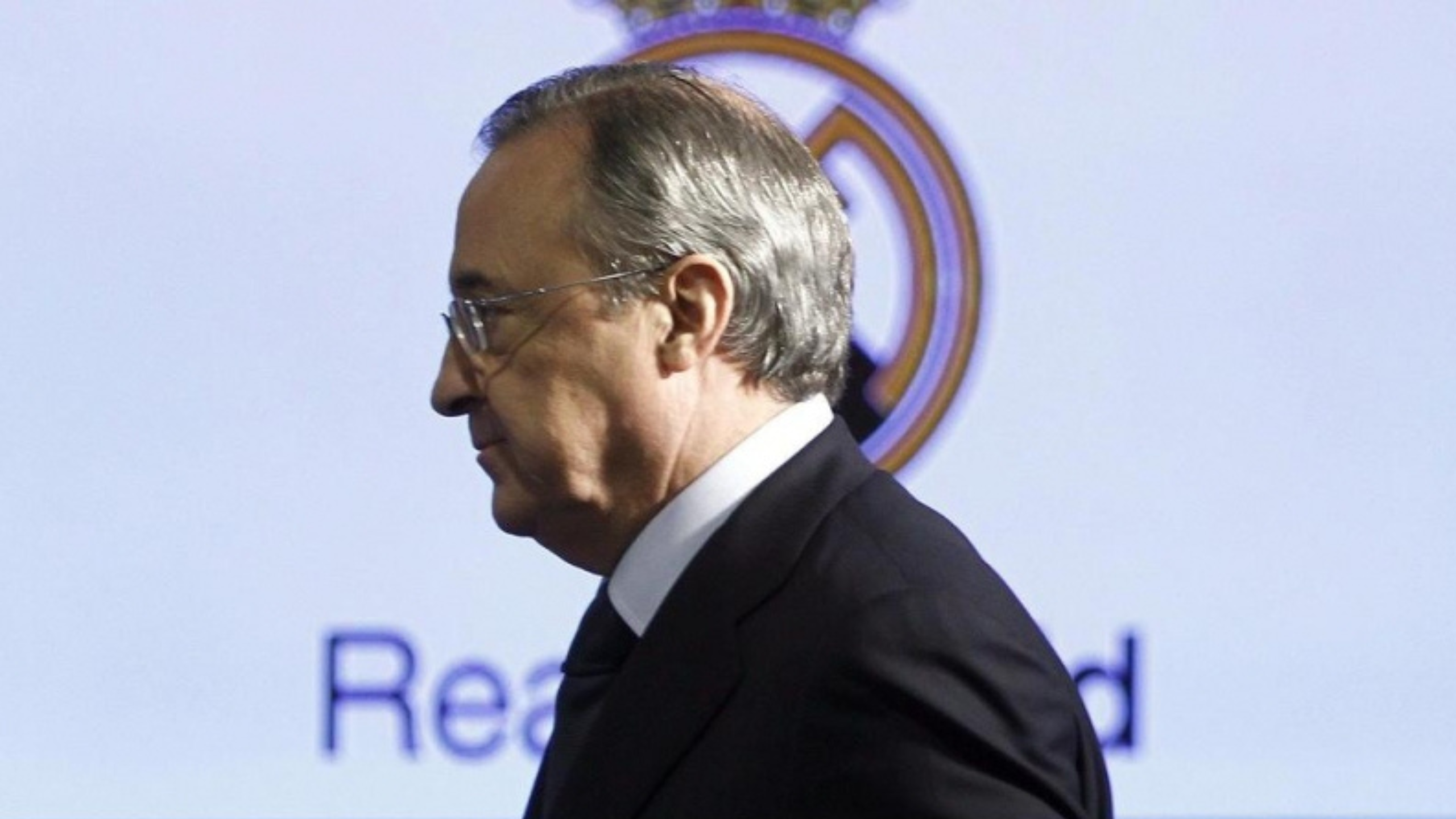 Florentino Pérez deberá tomar una decisión para fichar a alguno de ellos 