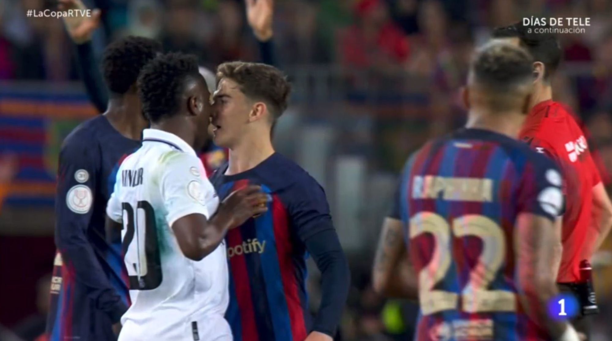 Vinicius vs Gavi anoche en el Camp Nou