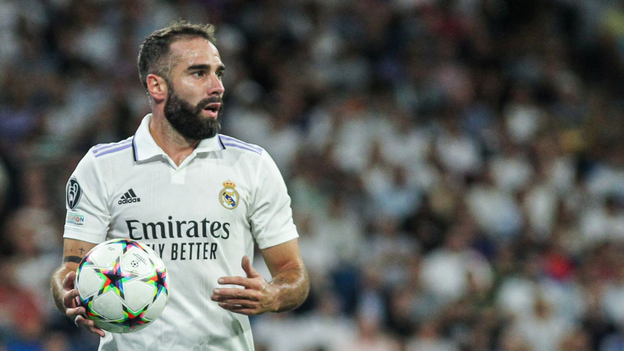 Suena para sustituir a Carvajal y lanza un guiño: “Al Real Madrid hay que respetarlo siempre”