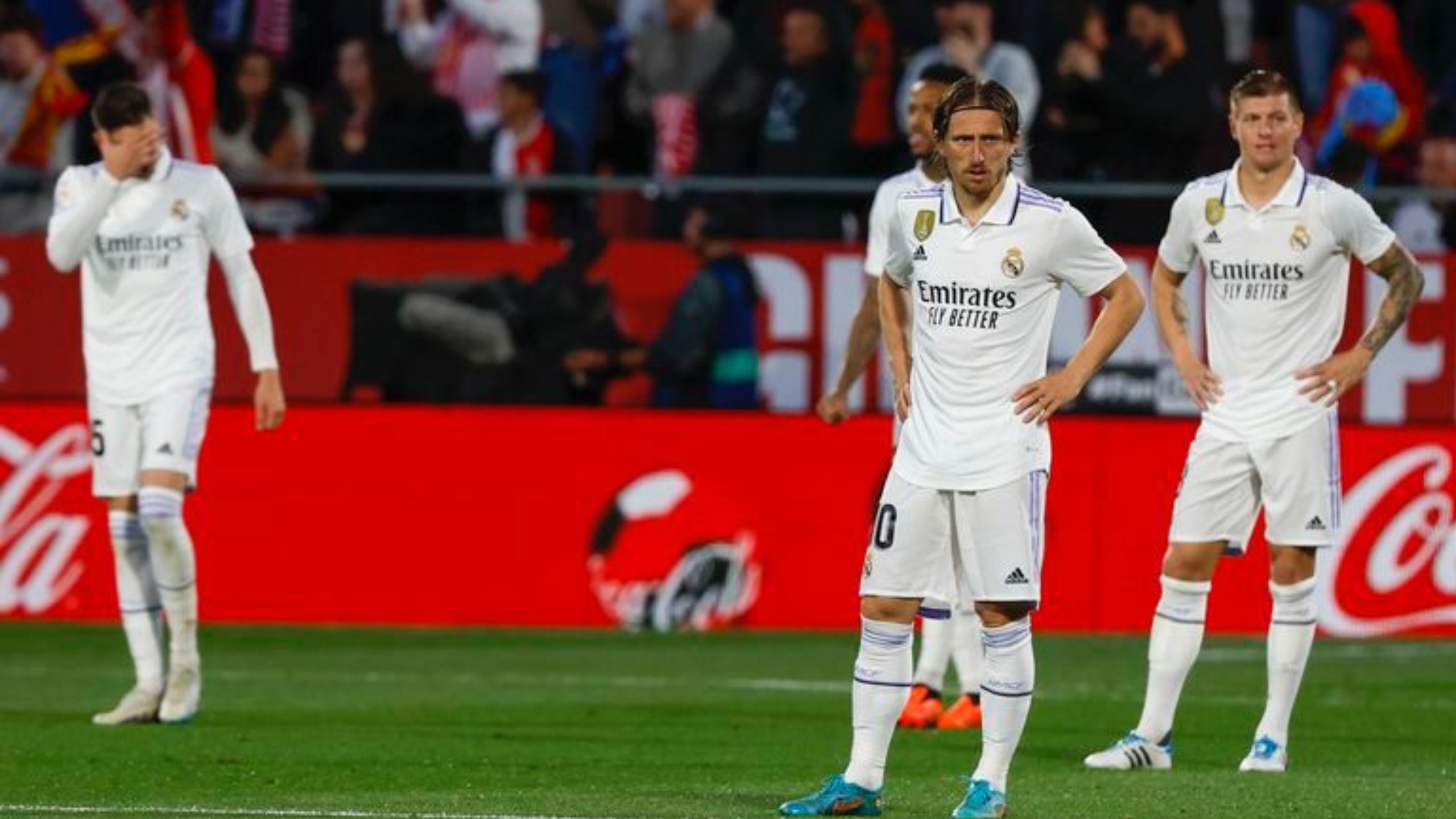 Los jugadores del Real Madrid quedaron alicaídos tras la derrota 