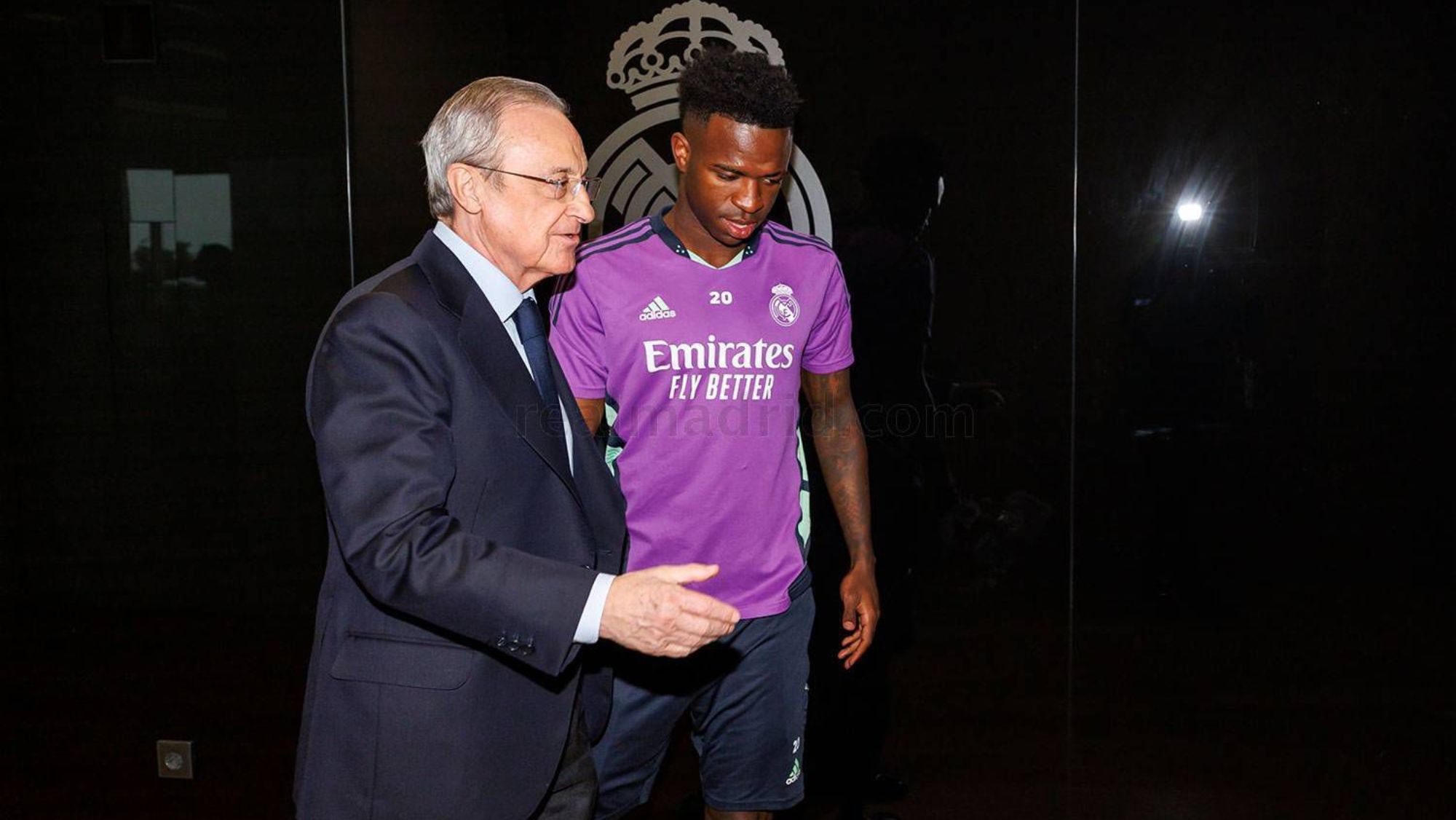 Filtra los audios de Florentino y ahora vuelve a liarla: anuncia la salida de Vinicius