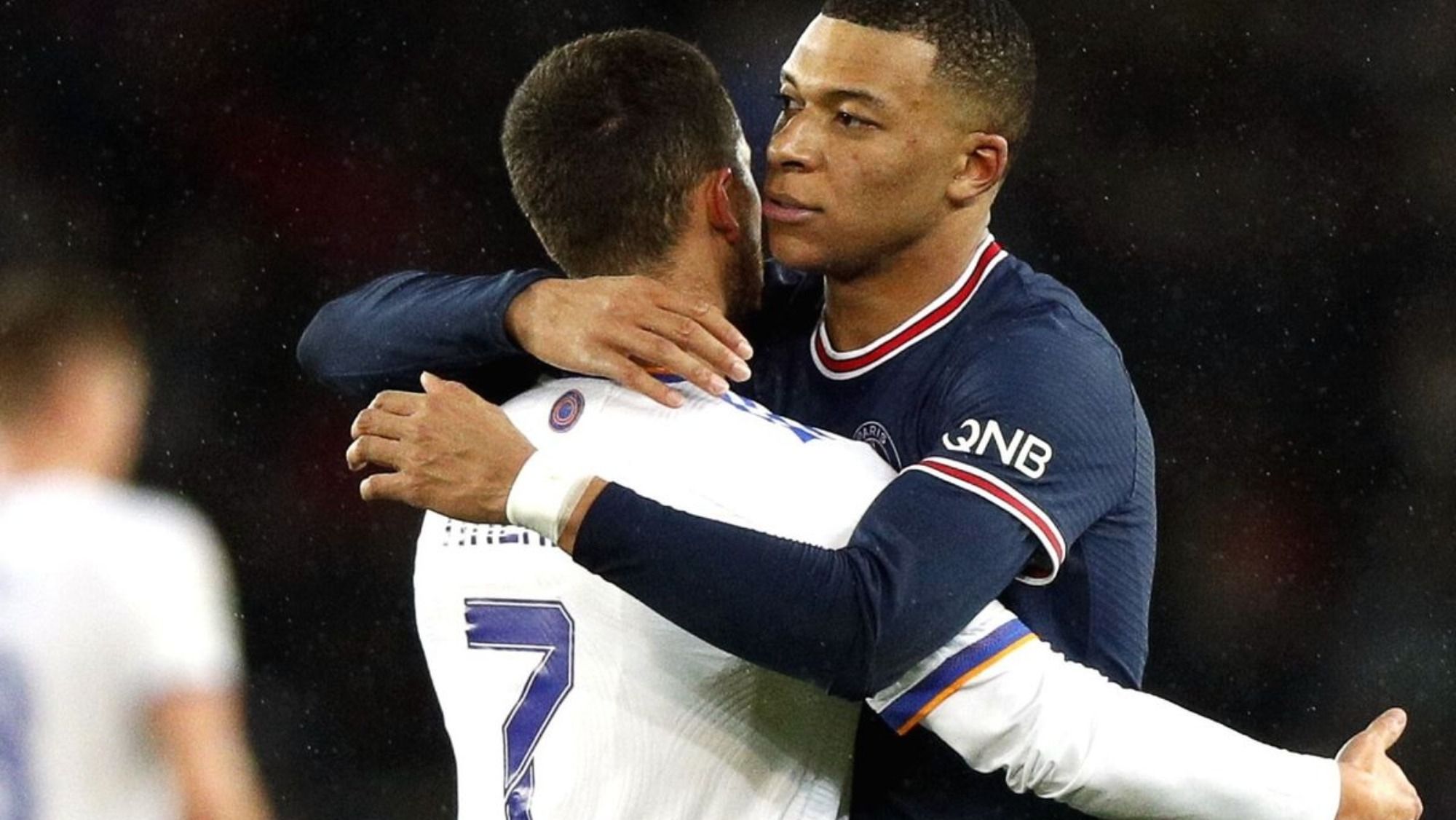 Eden Hazard y Kylian Mbappé