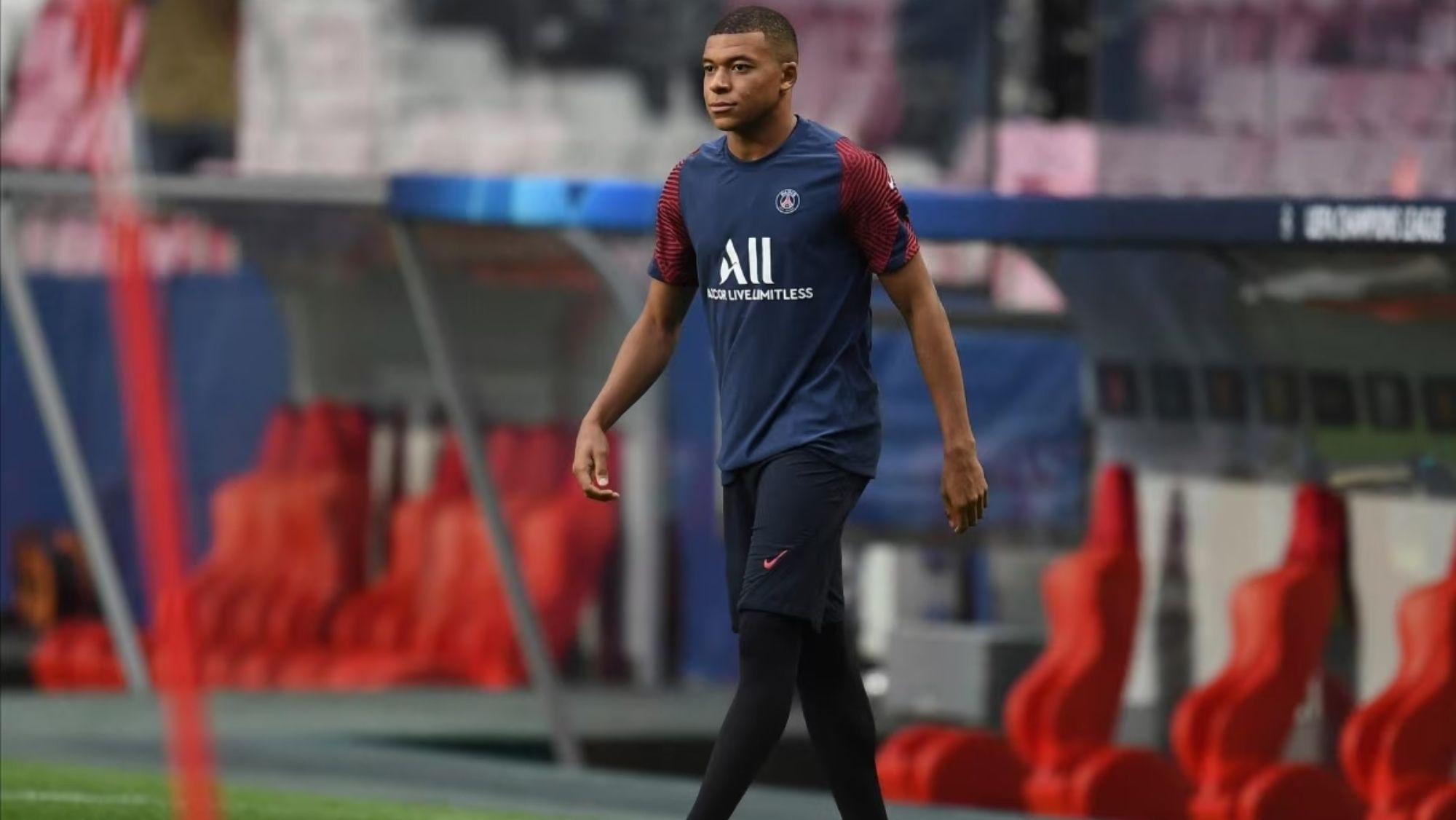 Llamada urgente desde Qatar por Mbappé: le puede salir muy cara su defensa pública