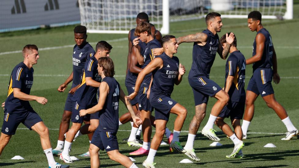 Una salida segura y otra en duda: despedidas dolorosas en el Real Madrid en unos meses