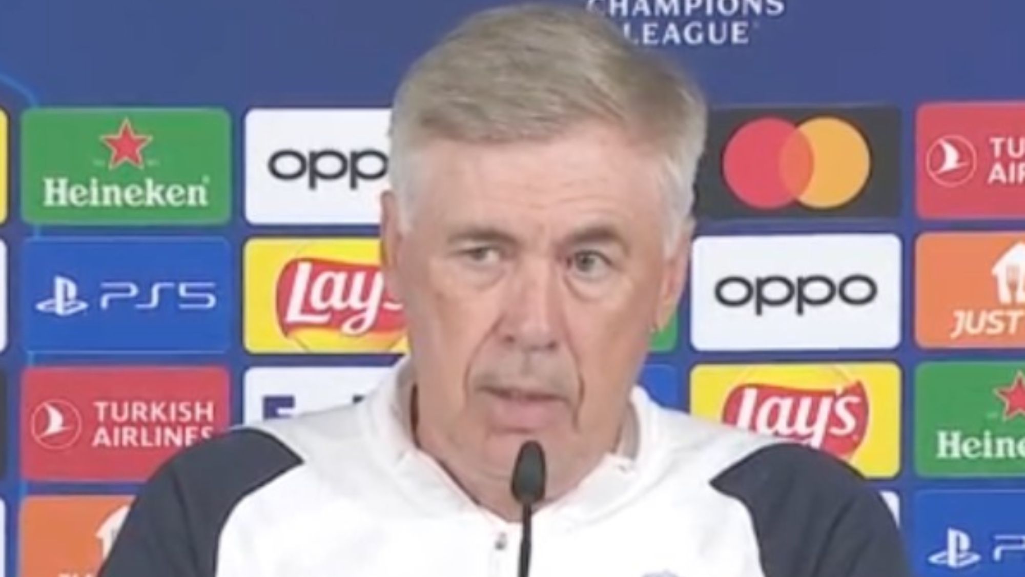 Carlo Ancelotti en rueda de prensa