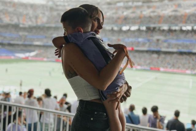 Mina Bonino y su hijo Benicio