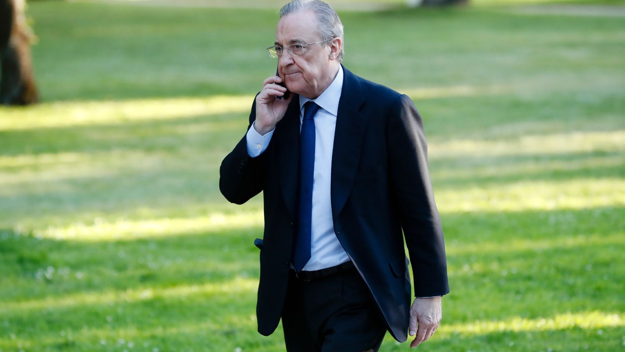 Florentino da luz verde  adiós en enero, millones para la caja, y oportunidad de mercado