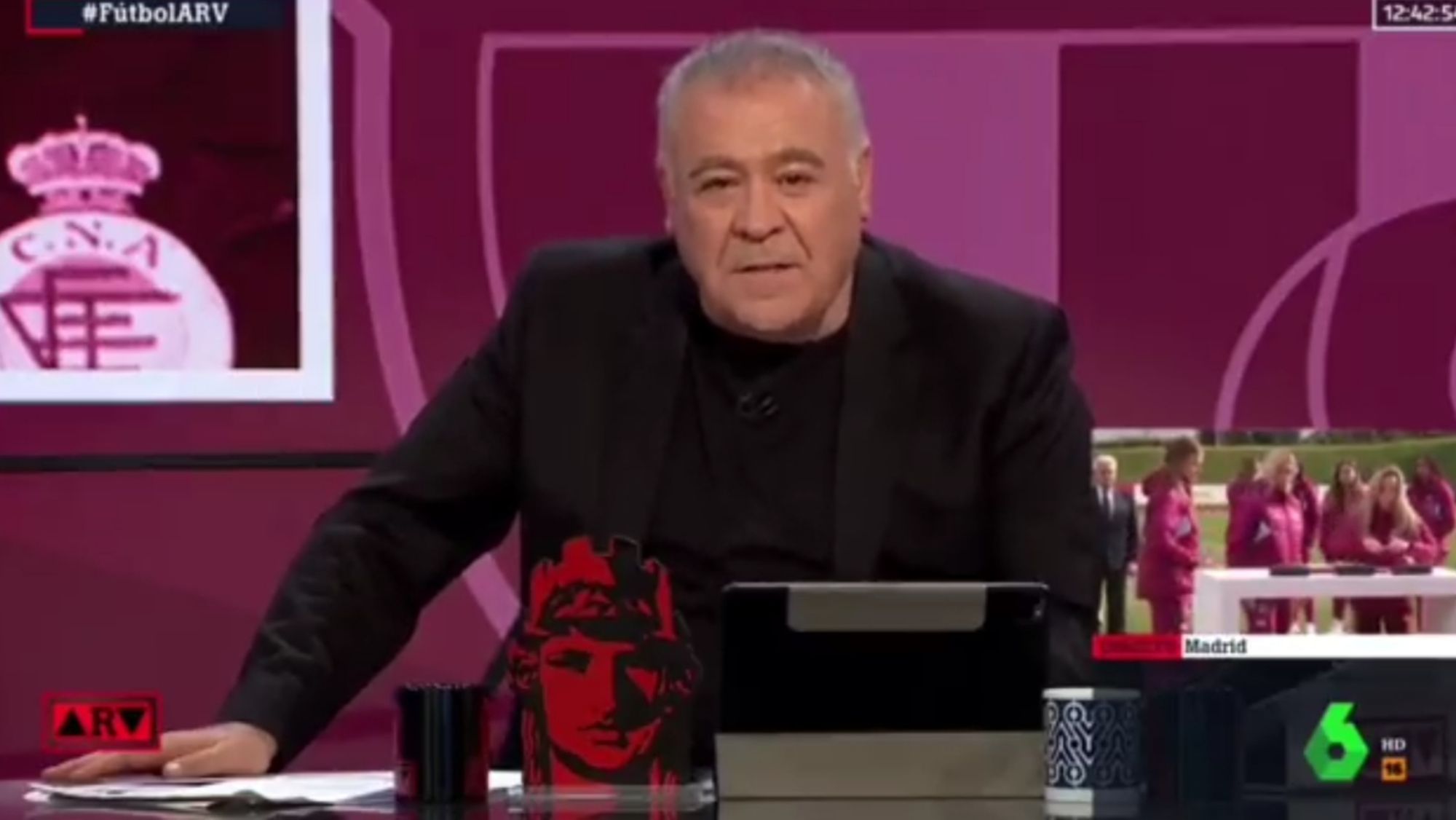 Ferreras saca el látigo, destroza a Laporta, y pide la dimisión de los árbitros: “Siguen los m…”