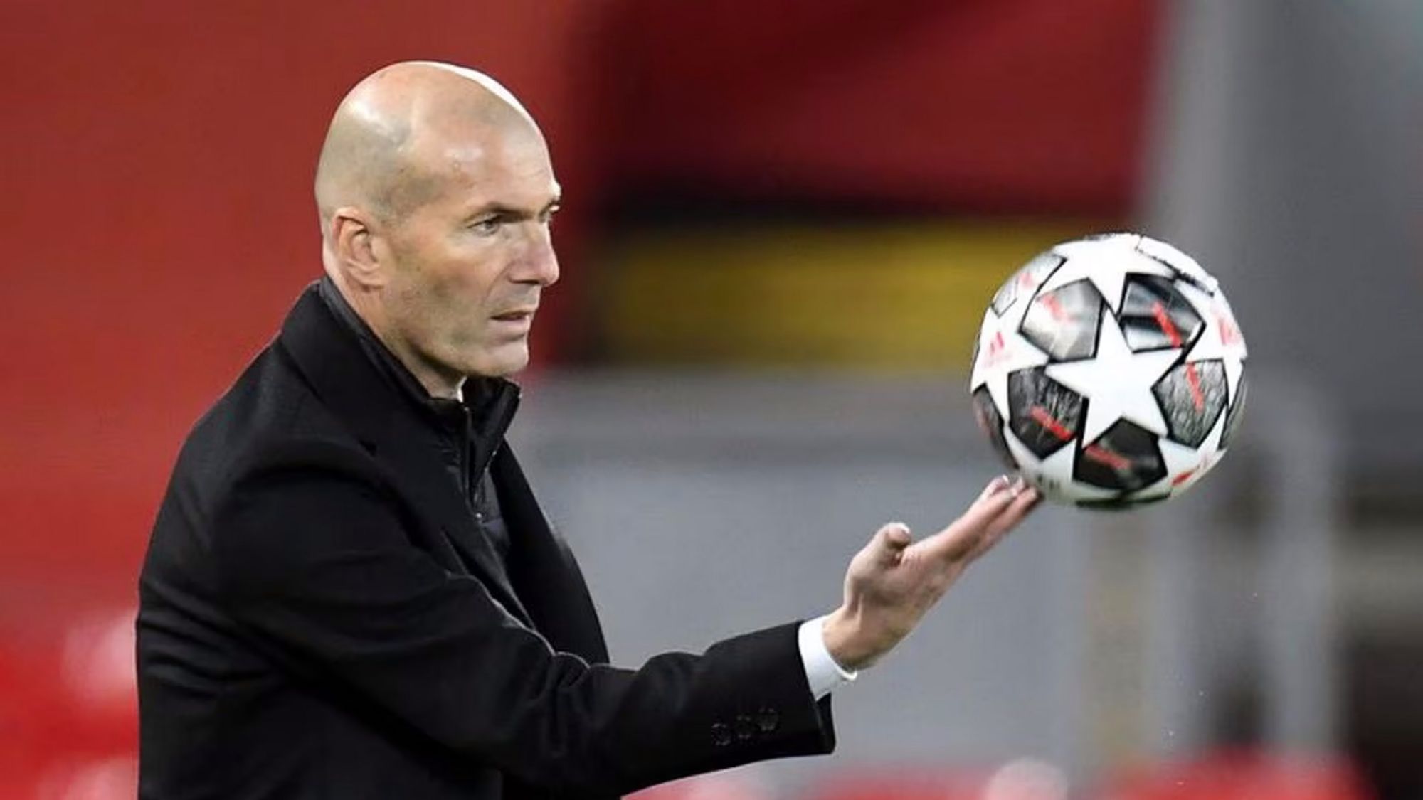 Anuncian el posible destino de Zidane club histórico si no vuelve al Real Madrid