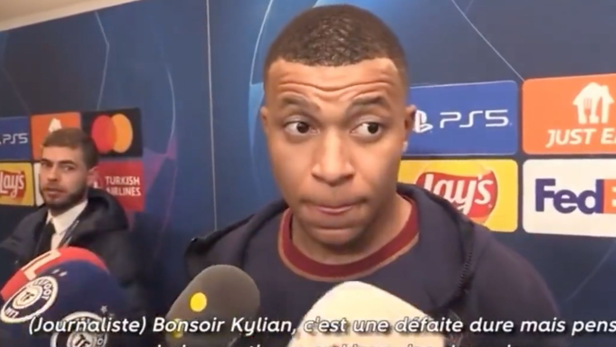 Preguntan a Mbappé en español y su cara lo dice todo en zona mixta   Estamos...