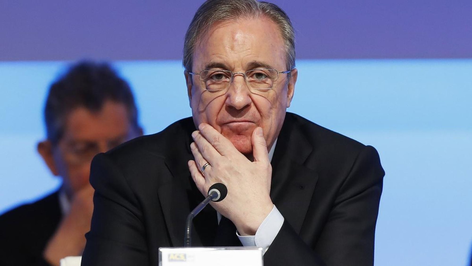 Florentino asume su marcha del equipo