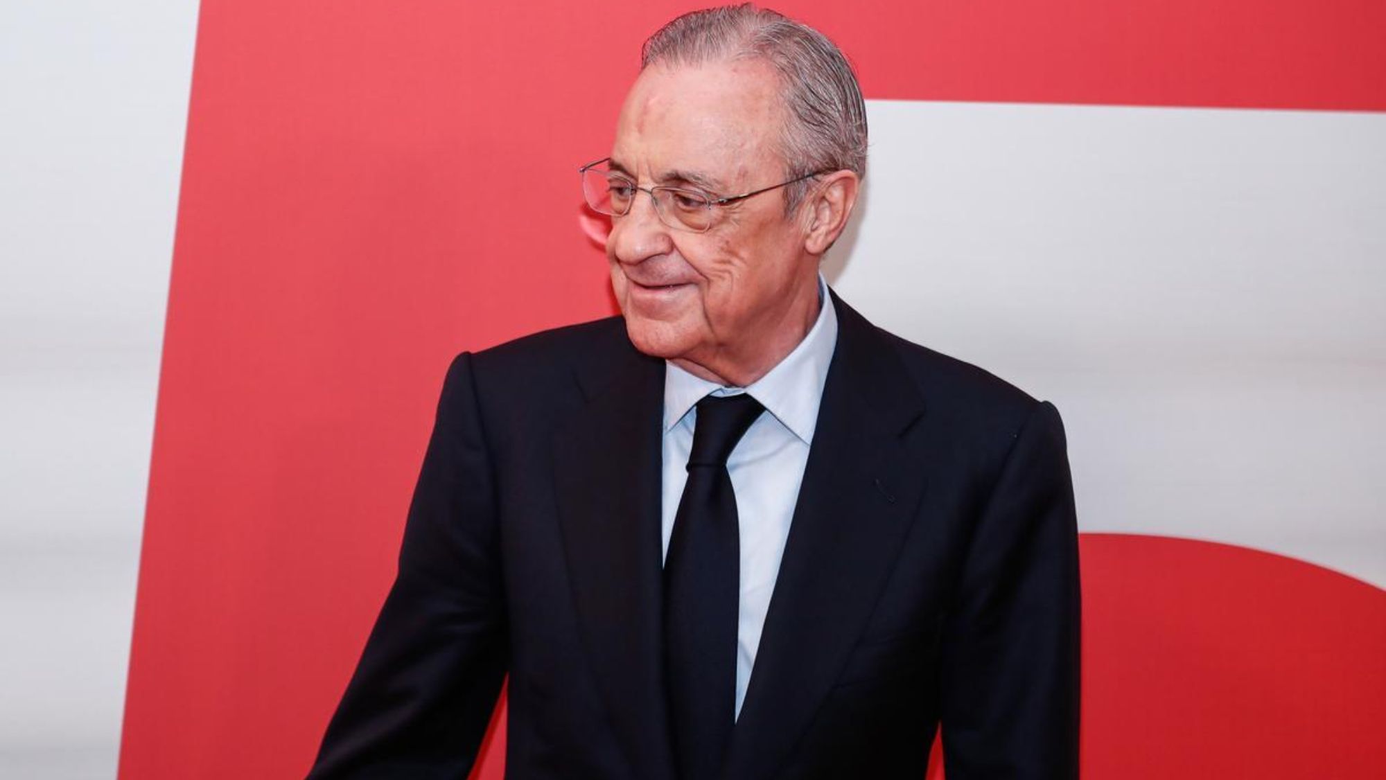 Florentino le tiene echado el ojo