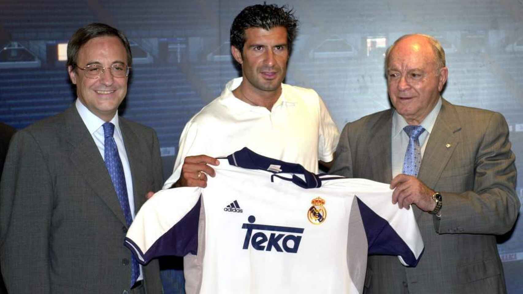 Luis Figo fue el fichaje más polémico que se recuerda