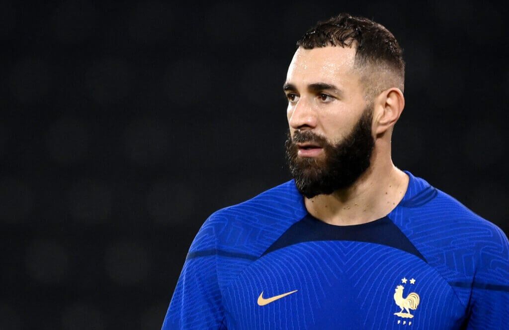 Benzema, en un entrenamiento con Francia