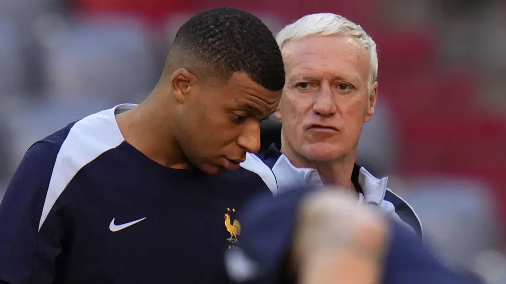 Mbappé, traicionado: Deschamps le ha dejado 'vendido', crítica cruel tras la Eurocopa