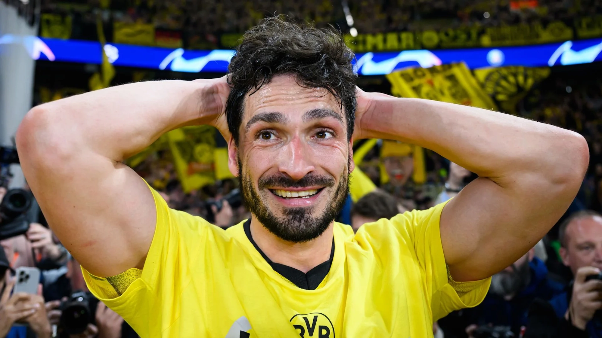 El tapado para el centro de la zaga que no entraba en las quinielas deja K.O. a Hummels