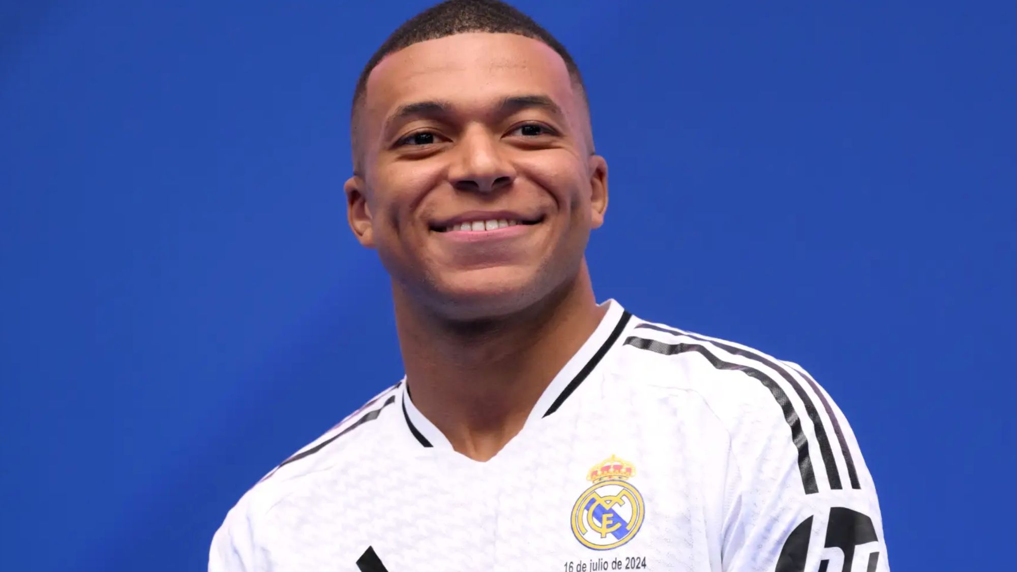 La notificación del Real Madrid que ha llegado a Mbappé  fecha del debut