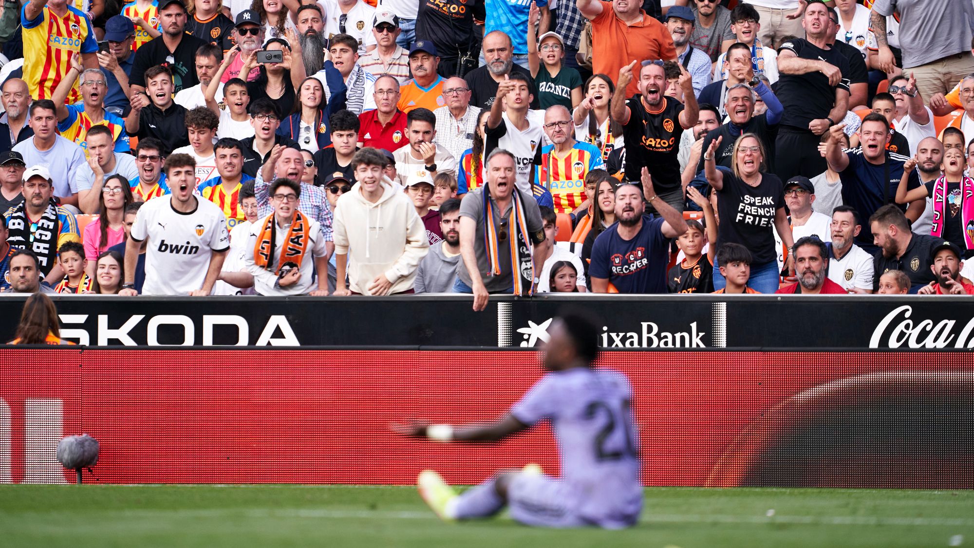 Vinicius, en Mestalla durante un Valencia-Real Madrid donde fue objeto de insultos, burlas y vejaciones.