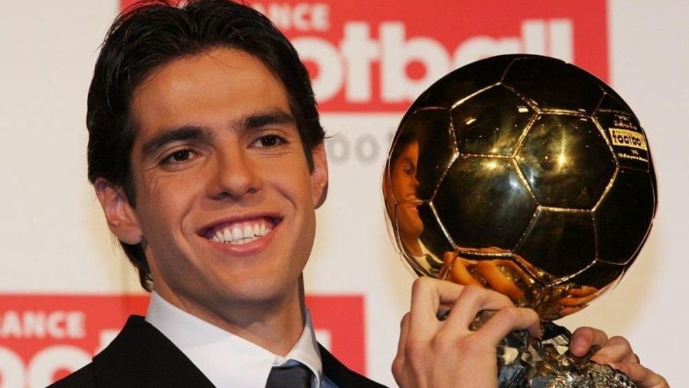 Ricardo Kaká con el Balón de Oro