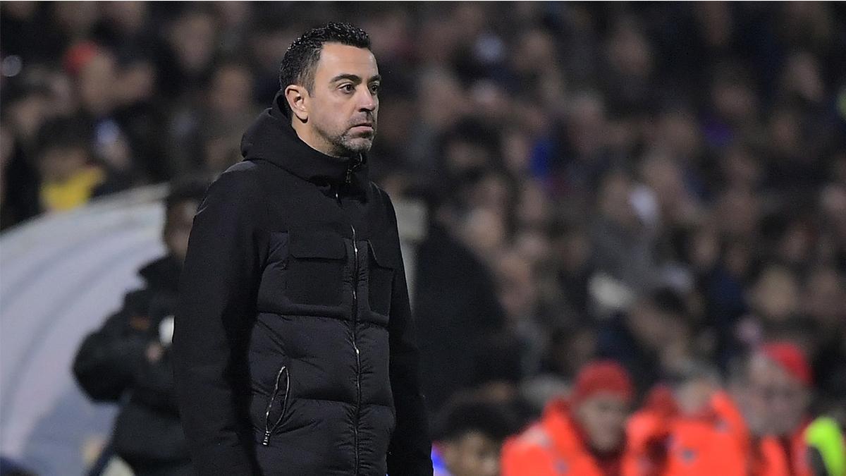 Xavi la ha vuelto a liar en rueda de prensa y de qué manera