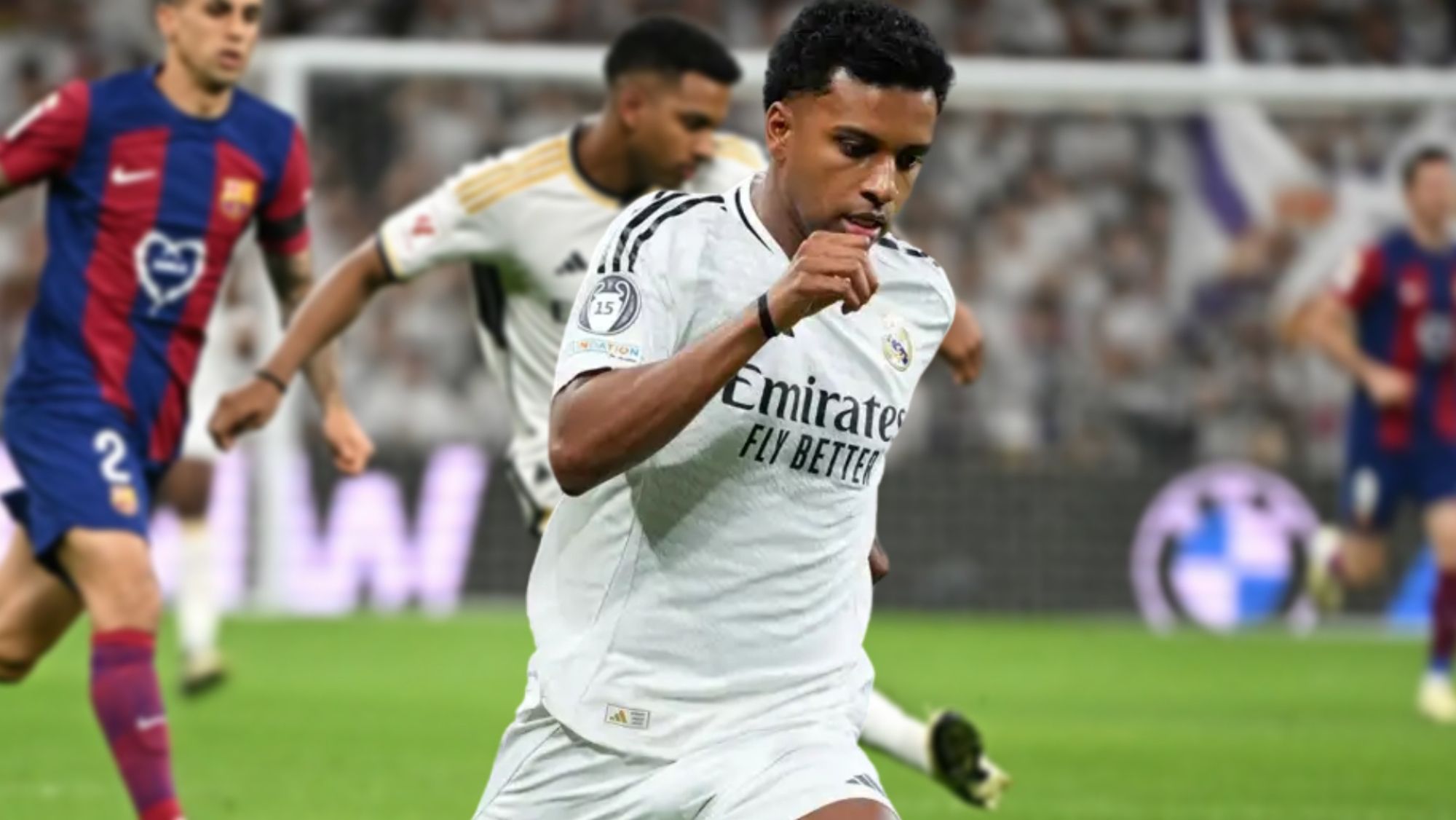 Rodrygo se perderá el partido frente al Barcelona por una lesión muscular.