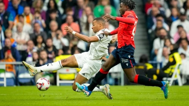 Kylian Mbappé contra el Osasuna.