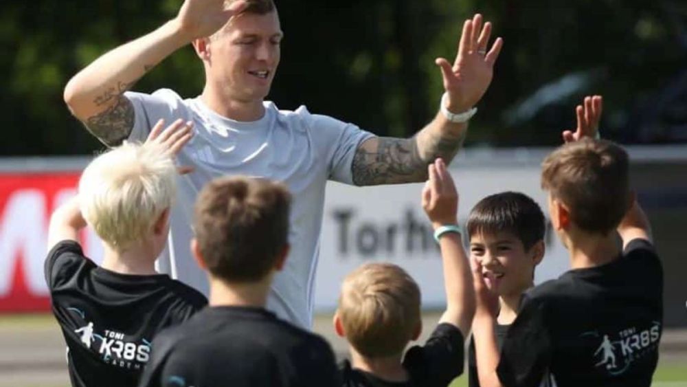 Toni Kroos en su academia