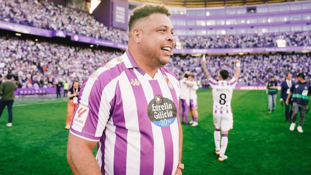 Ronaldo Nazario en la fiesta del ascenso a Primera División del Real Valladolid.