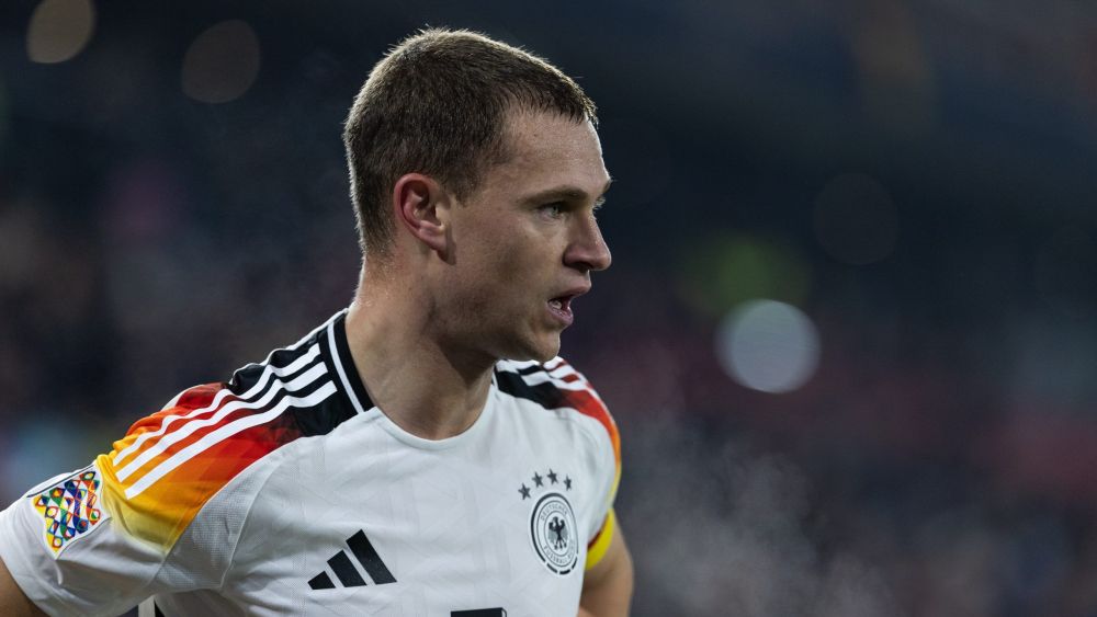 Joshua Kimmich durante un partido con la selección alemana