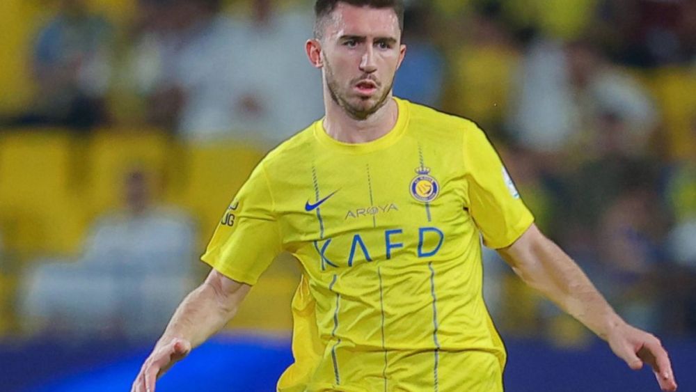 Aymeric Laporte durante un partido con el Al-Nassr