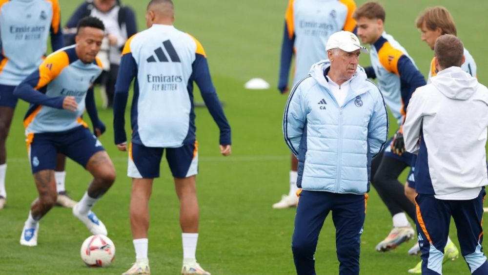 Carlo Ancelotti en un entrenamiento del Real Madrid.