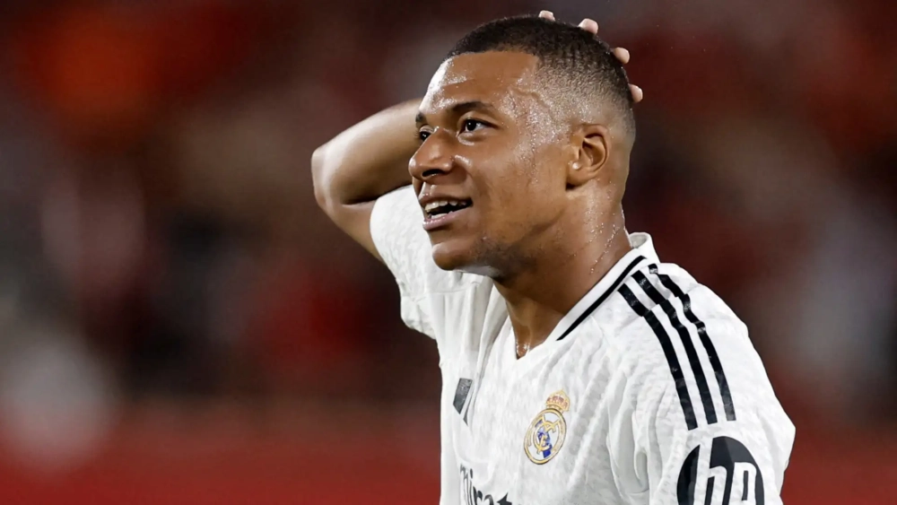 Kylian Mbappé en un partido con el Real Madrid.