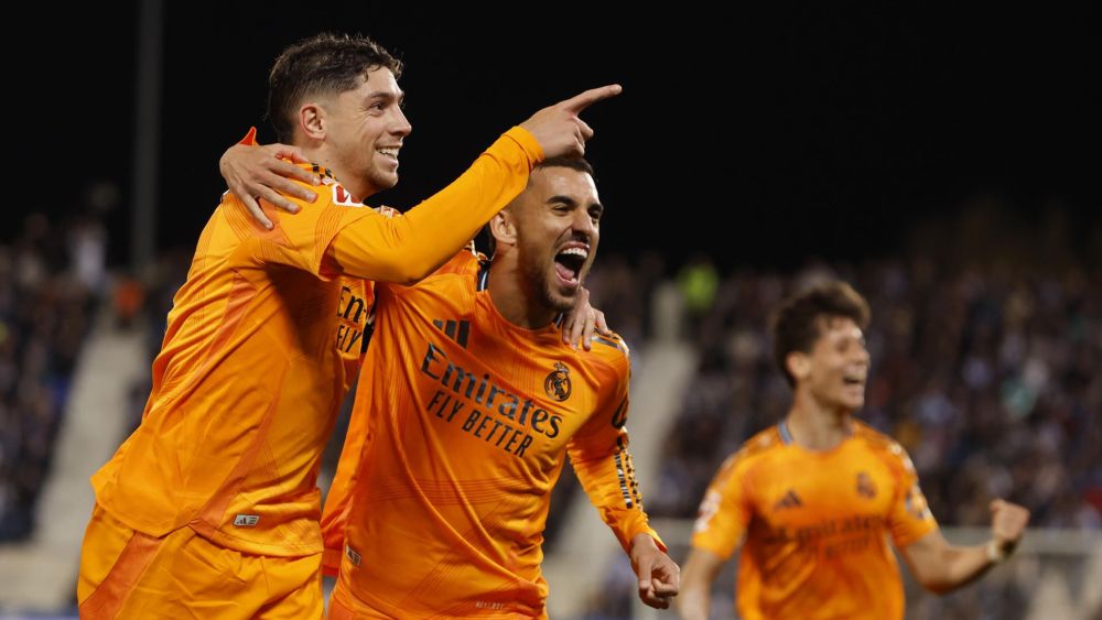 Fede Valverde celebrando su gol con Ceballos y Arda Güler