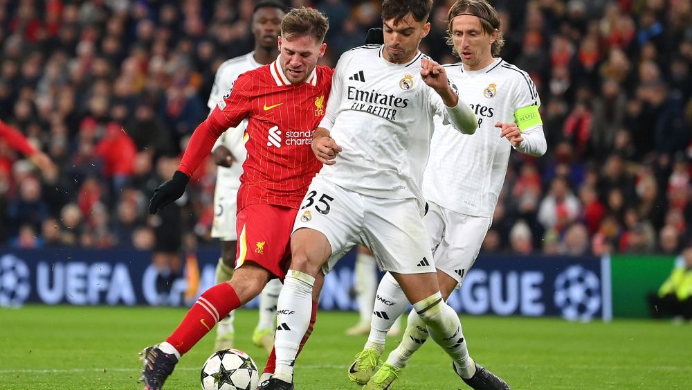 El partido de Raúl Asencio en Anfield fue una de las pocas buenas noticias en el Real Madrid.