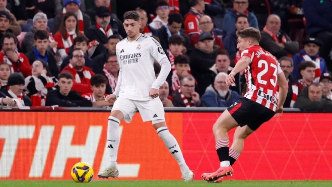 Un error de Fede Valverde condenó al Real Madrid en San Mamés.