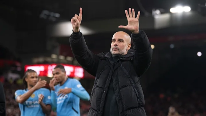 Pep Guardiola ya trató de burlarse de los aficionados del Liverpool en Anfield.