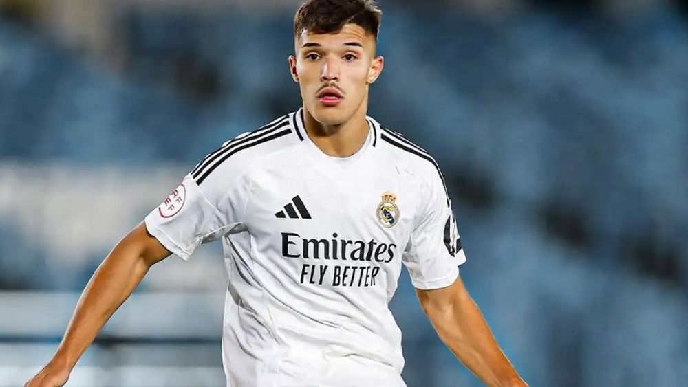 Youssef Enríquez, en un partido reciente con el Castilla.