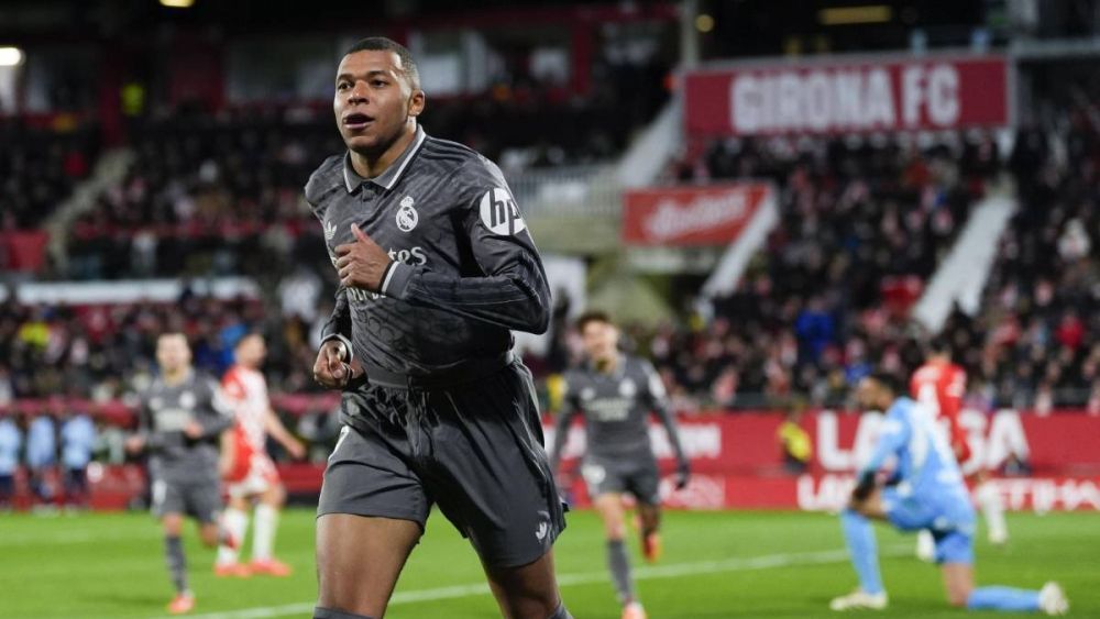 Kylian Mbappé, celebrando su gol ante el Girona el pasado sábado.