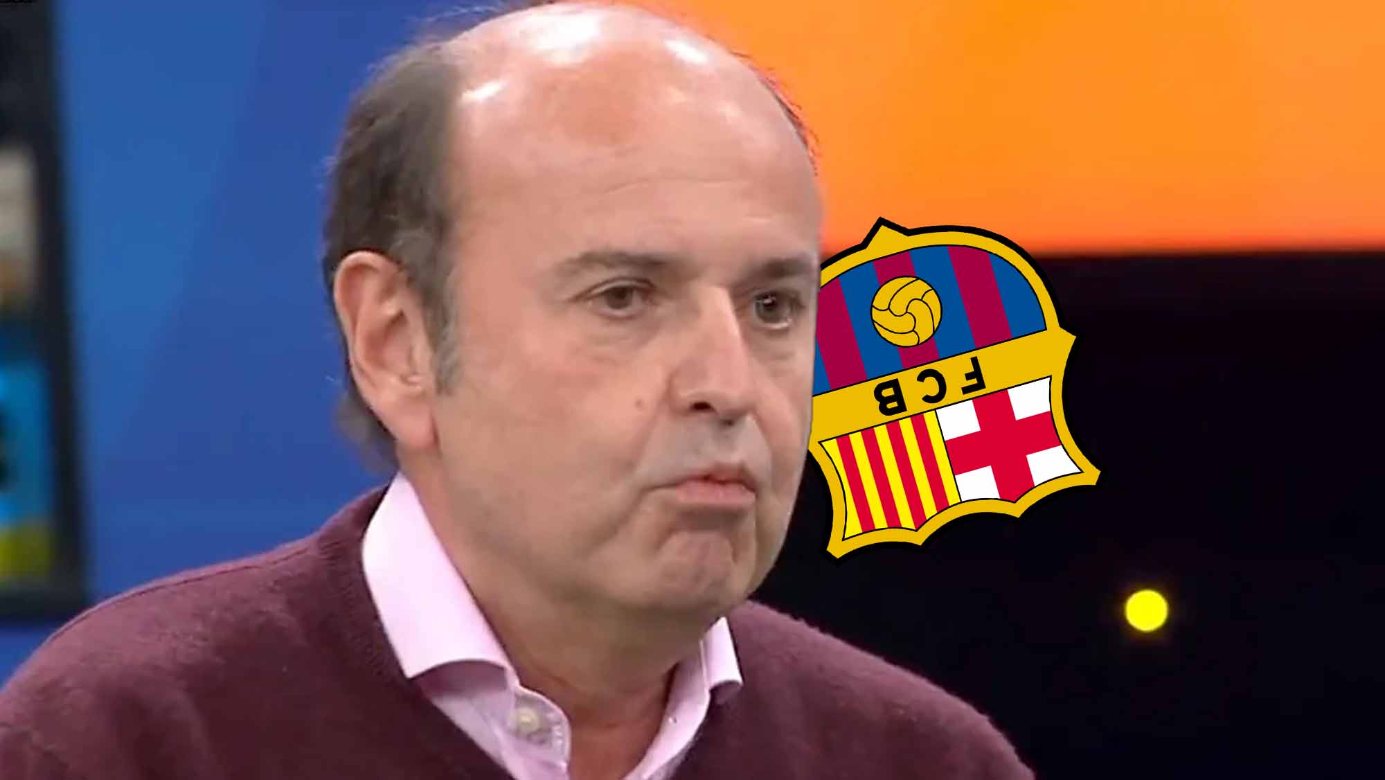 Juanma Rodríguez con escudo Barcelona de cabeza