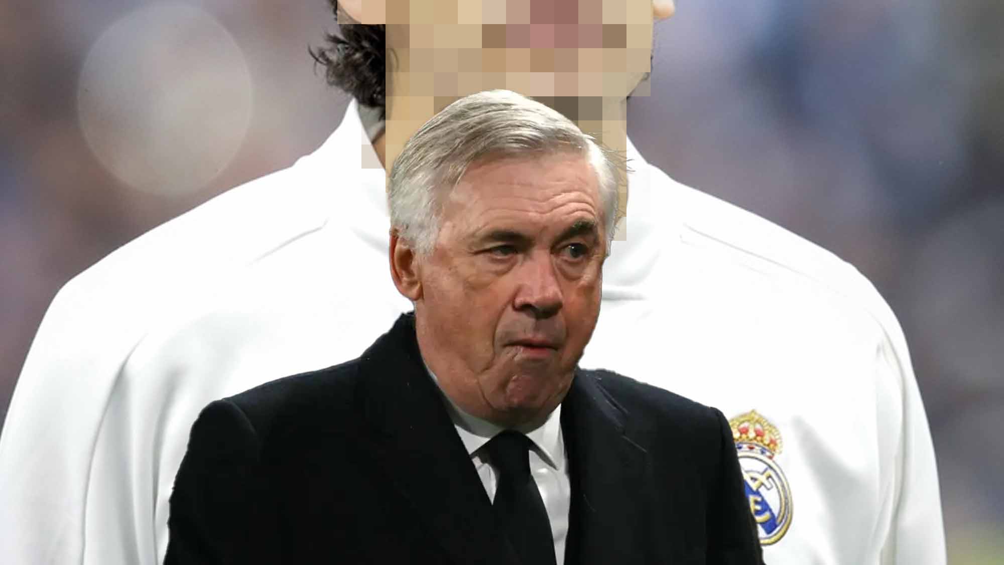 Ancelotti molesto con jugador de incógnito