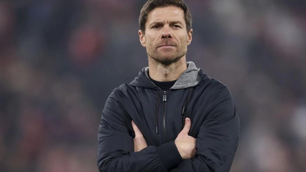 Xabi Alonso durante un partido del Bayer Leverkusen