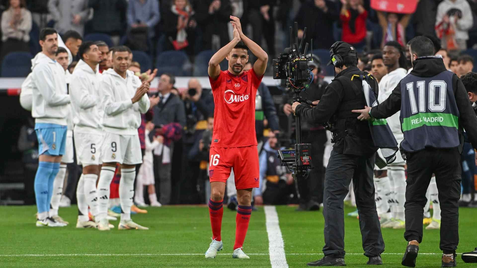 Homenaje a Jesús Navas en el Santiago Bernabéu