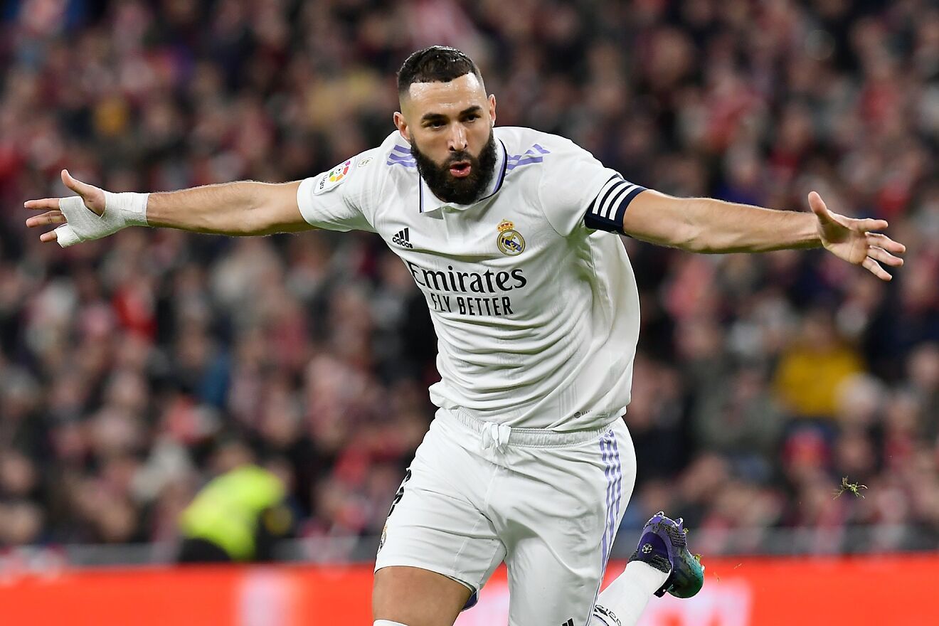 Karim Benzema celebra su gol ante el Athletic 