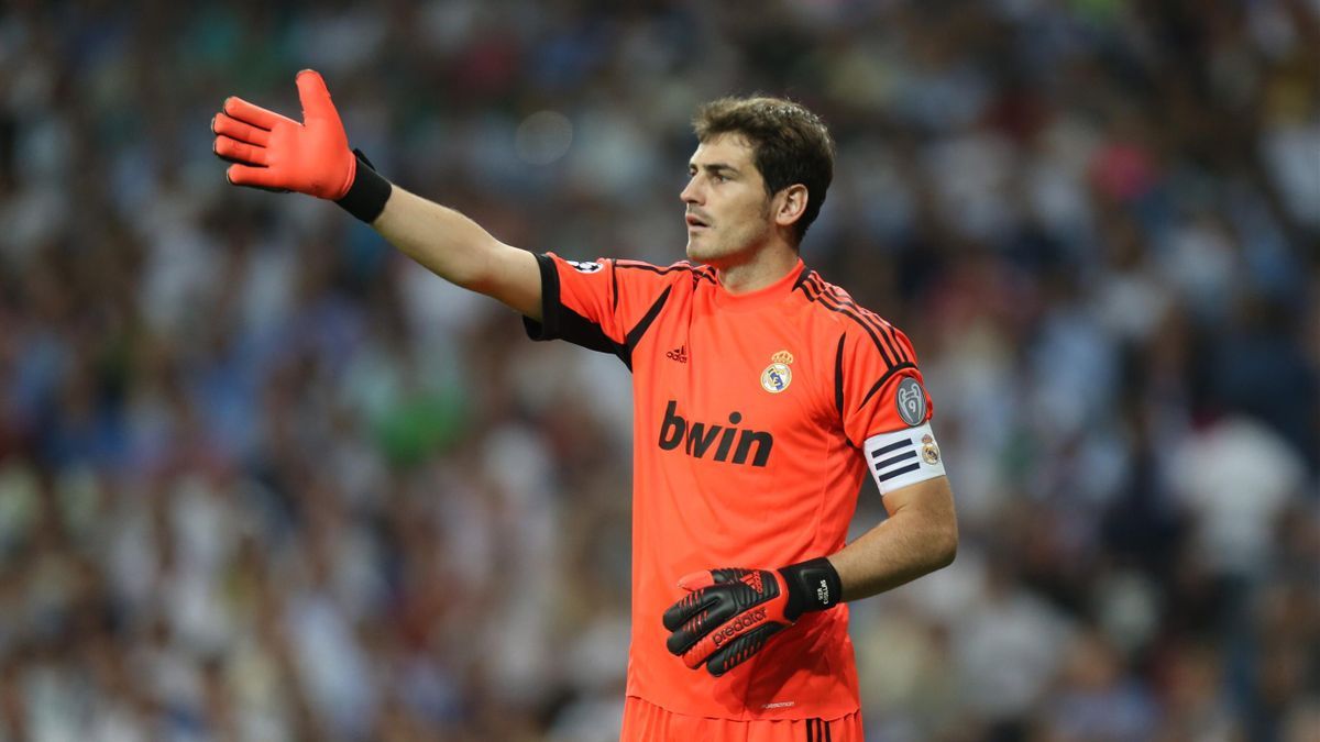 Iker Casillas - 725 partidos