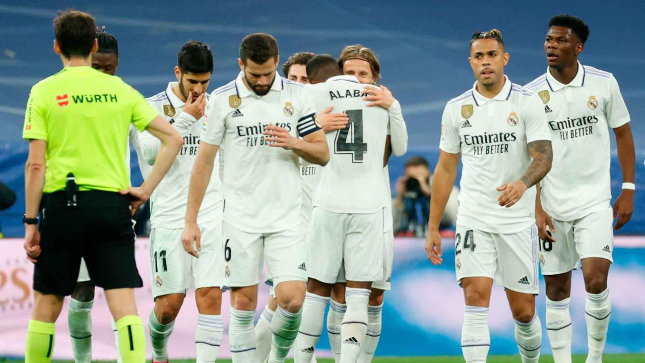 El Real Madrid ganó cómodamente al Elche