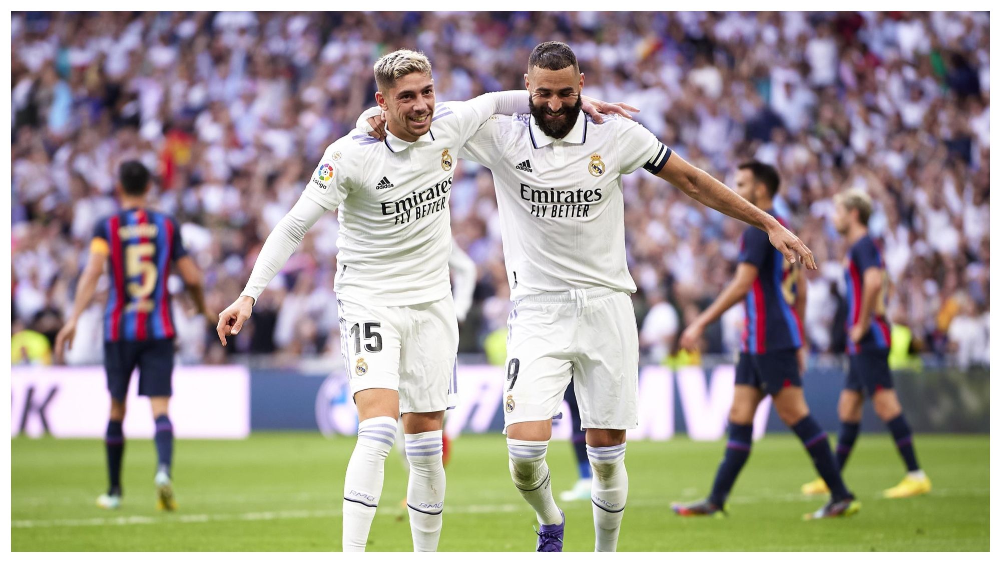 Fede Valverde y Benzema en el Real Madrid Barcelona