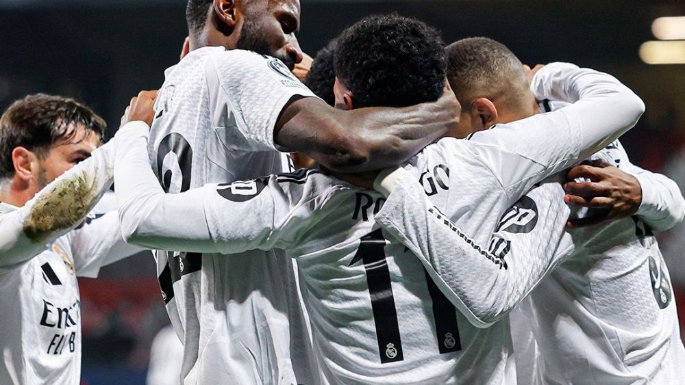 Jugadores del Real Madrid celebrando un gol en el último partido de Champions.