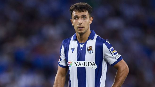 Martin Zubimendi durante un partido con la Real Sociedad. 